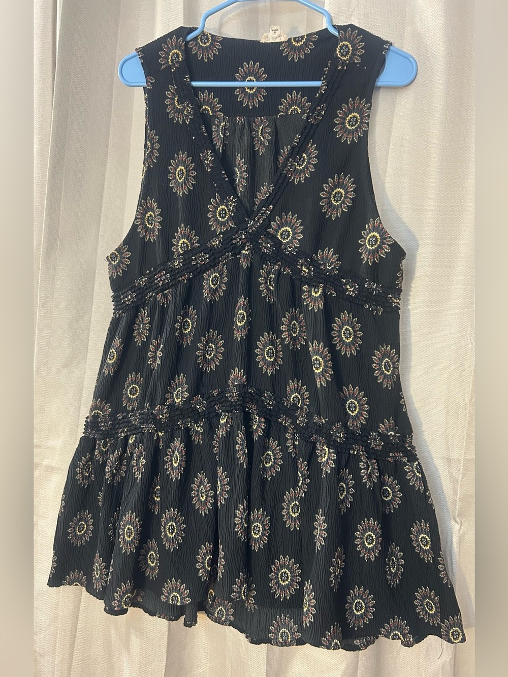 POL Boho Sunflower Floral Pleated Tiered V-Neck Mini Dress Tunic L